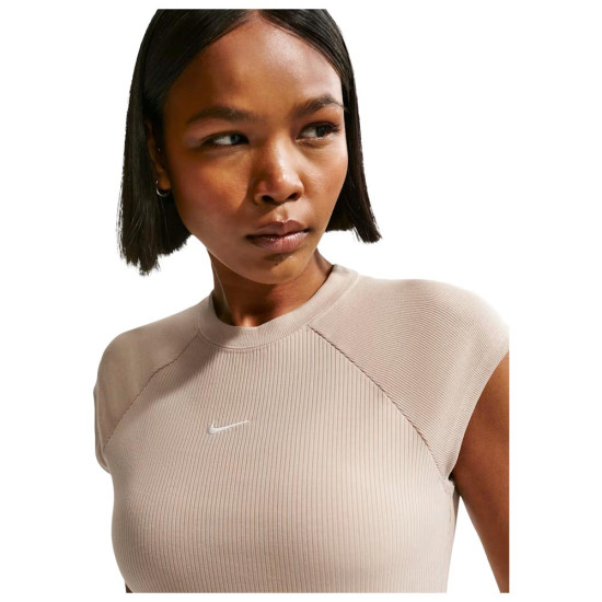 Nike Γυναικεία αμάνικη μπλούζα Sportswear Chill Knit Tight Ribbed Short-Sleeve Top